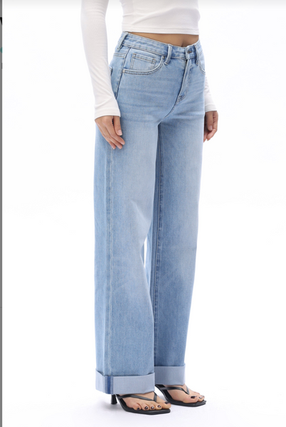 Elowen Mid-Rise Straight Leg - Light Blue